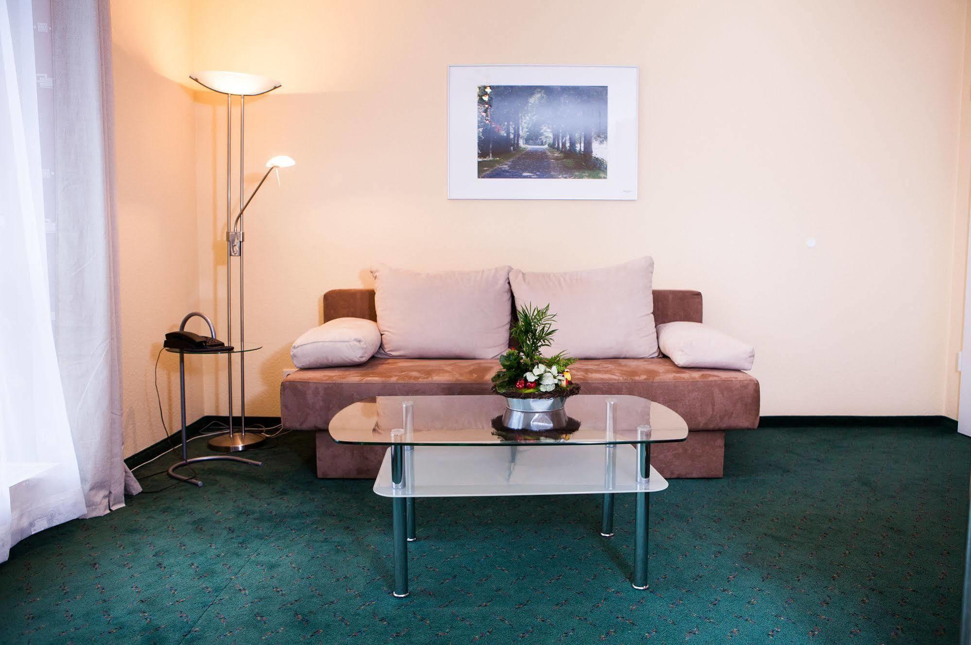 Hotel Zum Deutschen Eck Медебах Екстер'єр фото