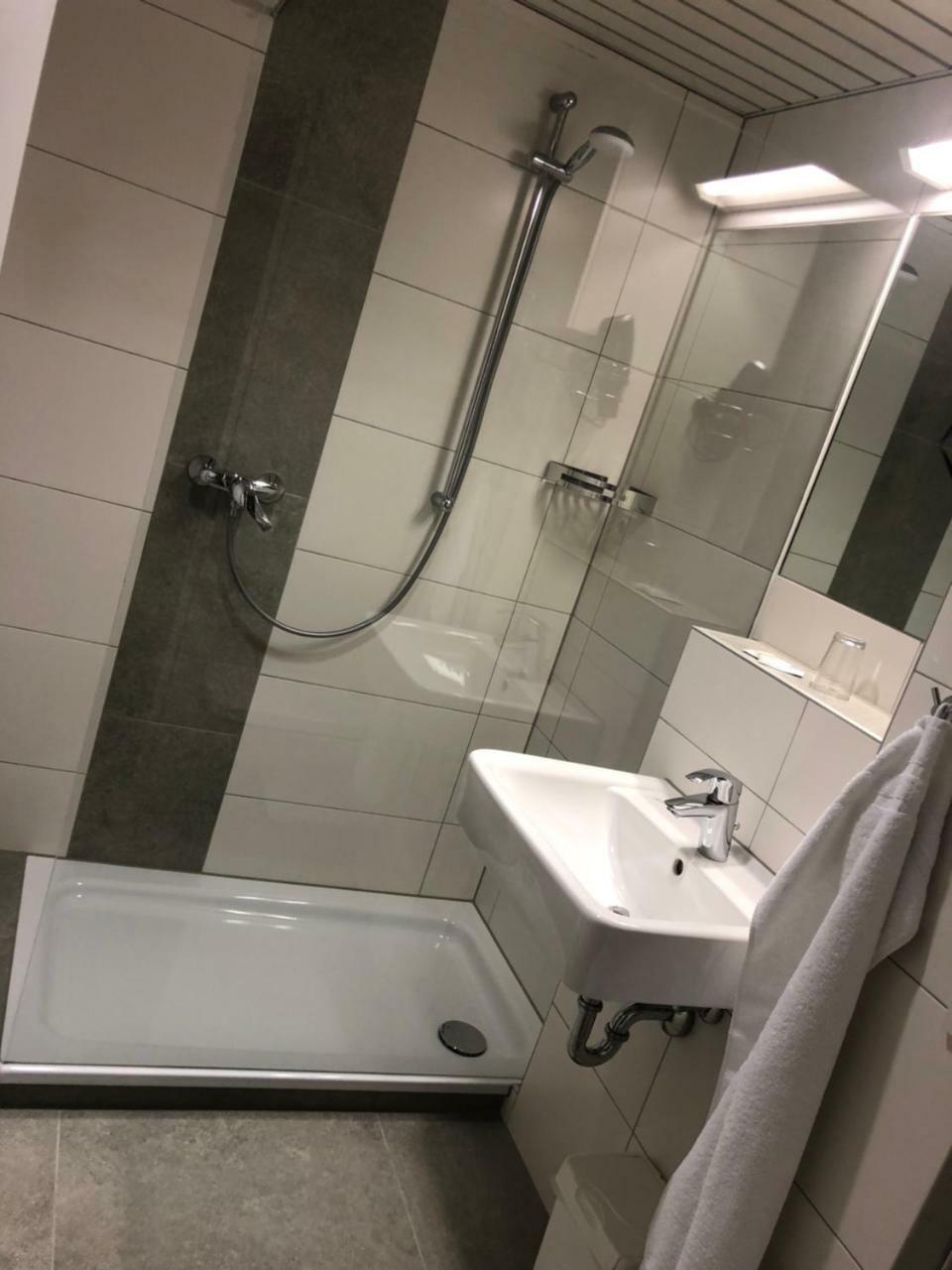 Hotel Zum Deutschen Eck Медебах Екстер'єр фото